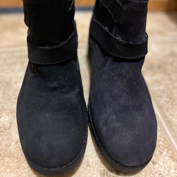 CAT Caterpillar Women’s Black Suede Leather Buckle Winter Boots Sz-11 - Picture 2 of 11